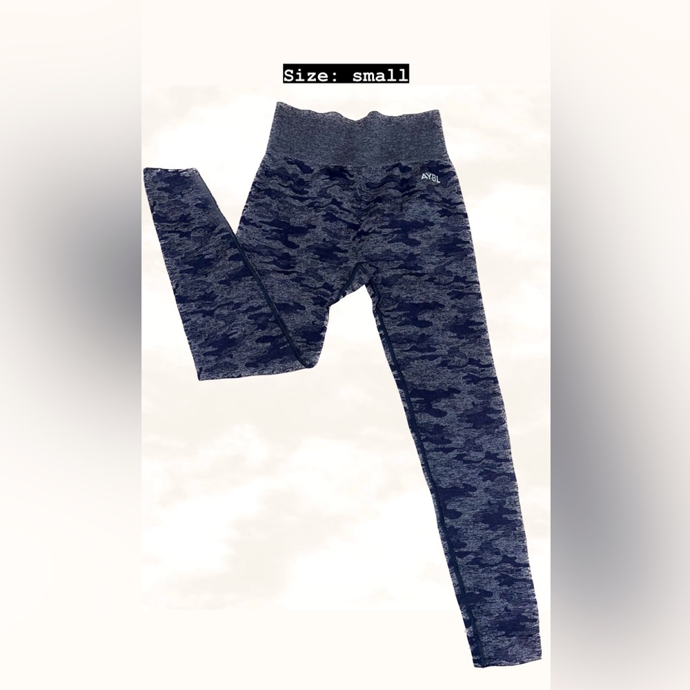 Brand: Aybl/ Size: small